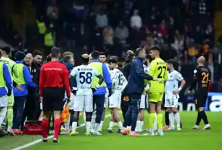 Adana Demirspor, Galatasaray Maçından Çekildi!