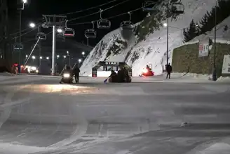 Erzurum'da Heyecan Dolu Kar Üzeri Rafting Yarışması!
