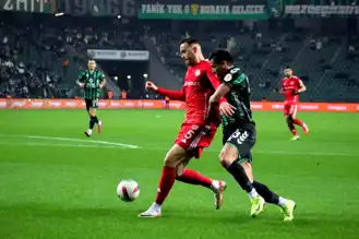 Kocaelispor, Pendikspor'u Evinde 3-0 Yendi!