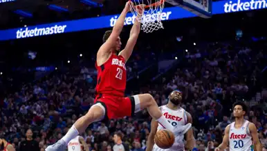 NBA'de Yıldız Oyuncunun Parıltısı: Takımı Zafere Taşıdı!