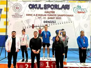 Zeynep Yıldırgan Halterde Türkiye Şampiyonu!