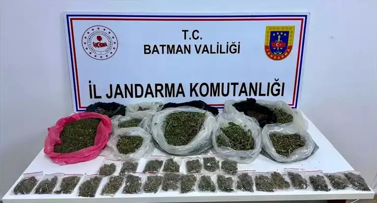 Batman'da 6.3 kg Esrar Ele Geçirildi, Şüpheli Tutuklandı