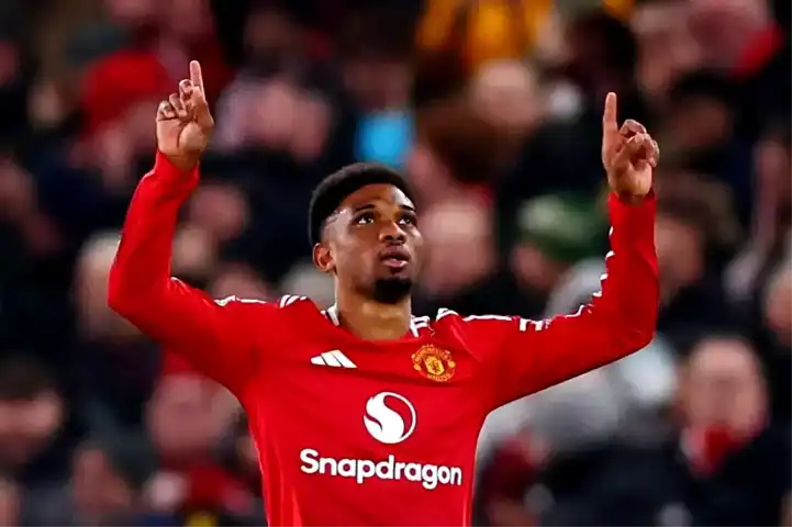 Diallo, Manchester United'ın Yıldızı Parlıyor!