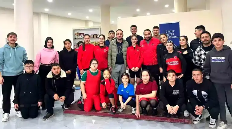 Düzce'de Halter İl Seçmeleri: Ankara Yolunda!
