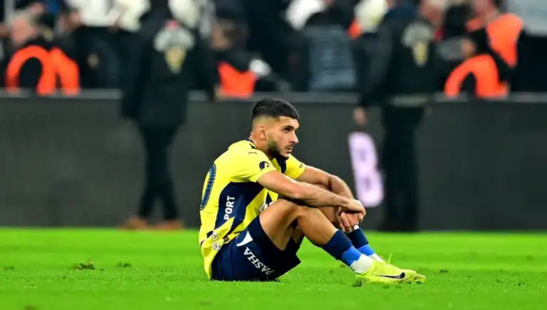 Fenerbahçe'de Livakoviç ve Aydın Sakatlandı!