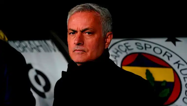Mourinho, Galatasaray'da İlk Galibiyet Peşinde