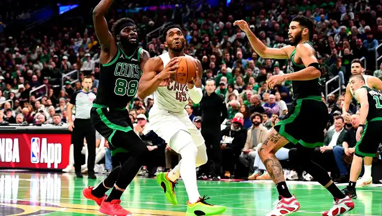 NBA'de Şok Yenilgi: 15 Maçlık Seri Son Buldu!