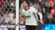 Beşiktaş'a Dusan Vlahovic ve Leandro Trossard'dan İyi Haber