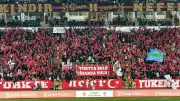 Eskişehirspor Taraftarlarından Cumhuriyet Bayramı Coşkusu