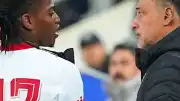 Galatasaraylı Futbolcu Rafael Leao'nun Sakatlığı ve Saha Zemini Tartışması