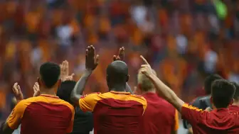 Galatasaray Başkanı Dursun Özbek'ten Derbi Galibiyeti Sonrası Açıklama: 5 Milyon Euro Prim