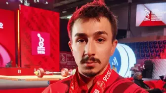 Milli Halterci Yusuf Fehmi Genç'ten 2 Altın Madalya