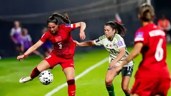 A Milli Kadın Futbol Takımı, Kuzey İrlanda'yı 2-1 Mağlup Ederek Play-off'a Kaldı