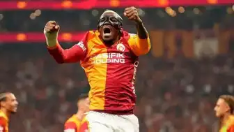 V.O.'den Galatasaray'da Kalma Sinyali: "Burada Çok Mutluyum"