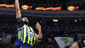 Beşiktaş, Fenerbahçe'yi Deplasmanda Mağlup Ederek Seride 1-0 Öne Geçti
