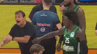 Ergin Ataman'ın Takımı Panathinaikos, Olympiakos'a Mağlup Oldu ve Ataman Oyundan Atıldı