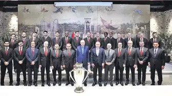 Cumhurbaşkanı Erdoğan, Galatasaray Teknik Heyetini ve Oyuncularını Kabul Etti