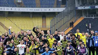 Fenerbahçe Kadın Futbol Takımı Kupasını Sahasında Kaldıracak
