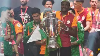 Galatasaray, 26. Şampiyonluğunu 'Dört Dörtlük Gece' ile Kutladı