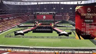 Galatasaray, 26. Şampiyonluğunu Rams Park'ta Taraftarıyla Kutluyor