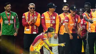 Galatasaray Şampiyonluğunu Rams Park'ta Taraftarıyla Kutladı