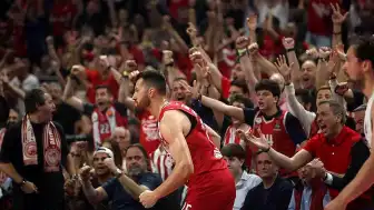 Olympiakos, Real Madrid'i Yenerek Euroleague'de Dördüncü Kez Şampiyon Oldu