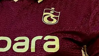 Trabzonspor Taraftarlarının Araçlarındaki Bayraklara Bıçaklı Saldırı