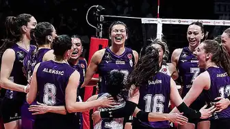 Zeren Spor'da 3 Voleybolcu ile Yollar Ayrıldı