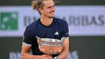 Alexander Zverev, Fransa Açık'ta Kariyerinin İlk Grand Slam Şampiyonluğunu Kazandı