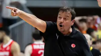 A Milli Erkek Basketbol Takımı Başantrenörü Ergin Ataman: "Grubu 6'da 6 ile bitirmek istiyoruz!"
