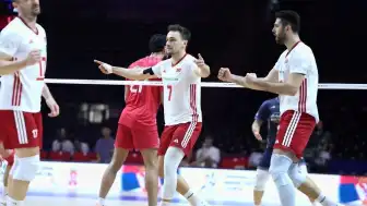 A Milli Erkek Voleybol Takımı Milletler Ligi'nde Tarihi Başarıya İmza Atarak Çeyrek Finale Yükseldi