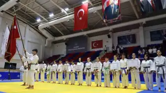 Karabük'te Anadolu Yıldızlar Ligi Judo 1. Etap Grup Müsabakaları Başladı