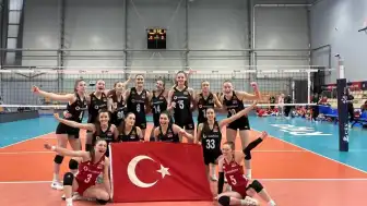 U18 Avrupa Şampiyonası'nda 18 Yaş Altı Milli Kadın Voleybol Takımı Finale Yükseldi