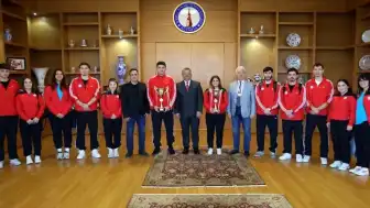 ÜNİLİG Yaz Spor Festi Kapsamında DPÜ Hentbol Takımları Derece Elde Etti