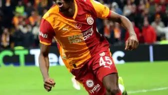 Victor Osimhen'e Manchester United İlgisi Devam Ediyor