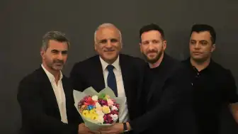 Amedspor ve Erzurumspor FK'dan Birlik Mesajı: Futbol Kardeşliktir