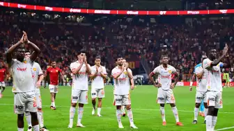 Göztepe Orta Sahaya Yussif Saidu'yu Transfer Ediyor, Zoumana Bagbema ile de İlgileniyor