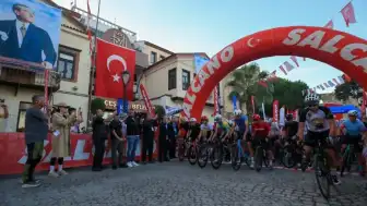 Veloturk Gran Fondo Çeşme'nin 10. Yılı Bisiklet Tutkunlarıyla Buluşuyor