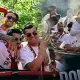 Galatasaray'dan Şampiyonluk Kutlaması: T. ve Yunus'tan I. Pankartı