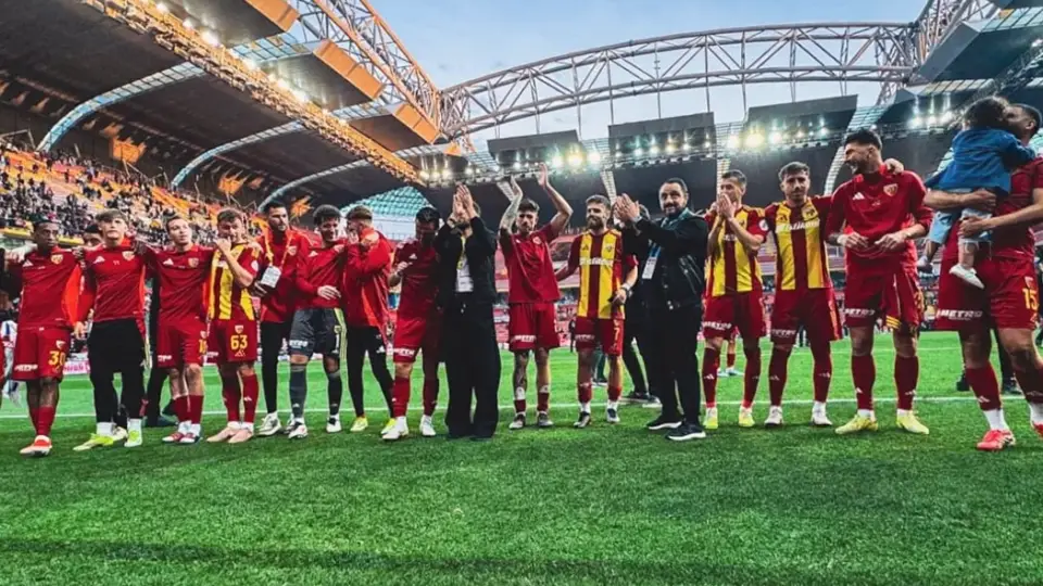 Kayserispor, Çaykur Rizespor'u 2-0 Mağlup Etti