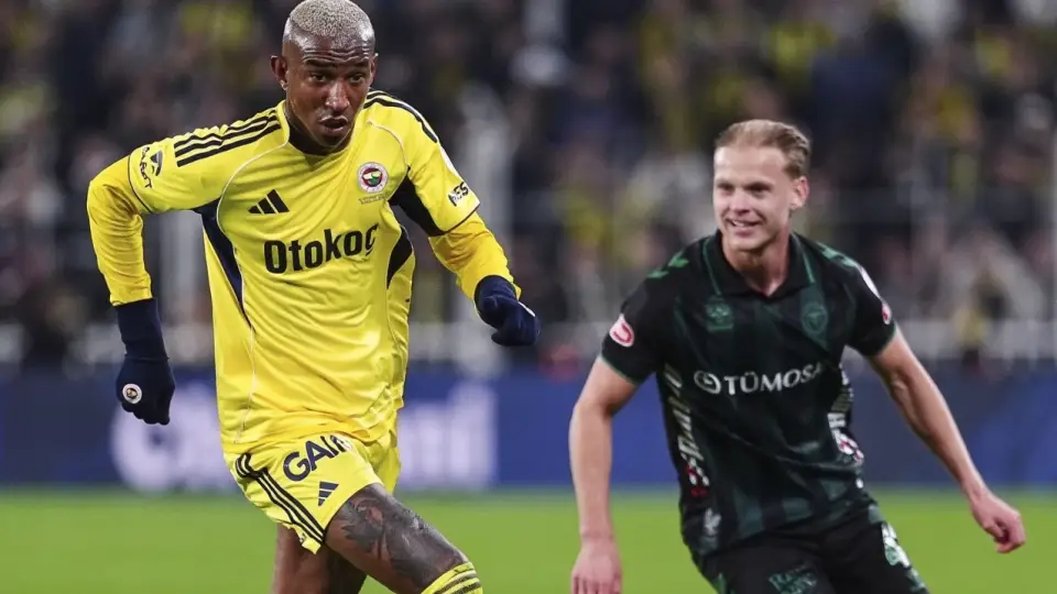Talisca, Konyaspor Maçında Yedek Kulübesinde Yer Aldı