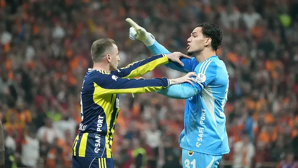 Fenerbahçe'de E. Krizi: Borçlar ve Transfer İhtimali