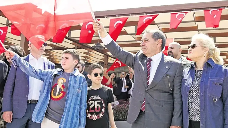 Galatasaray Başkanı Dursun Özbek: Geleceğini Planlayan Güçlü Bir Galatasaray İnşa Ediyoruz