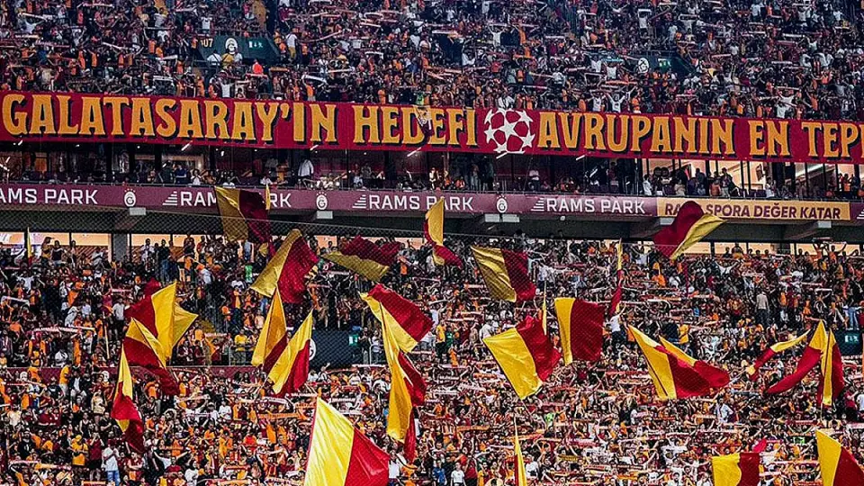 Galatasaray'da Kaleci Günay Güvenç Ayrılıyor, Jankat Yılmaz Planları Yapılıyor