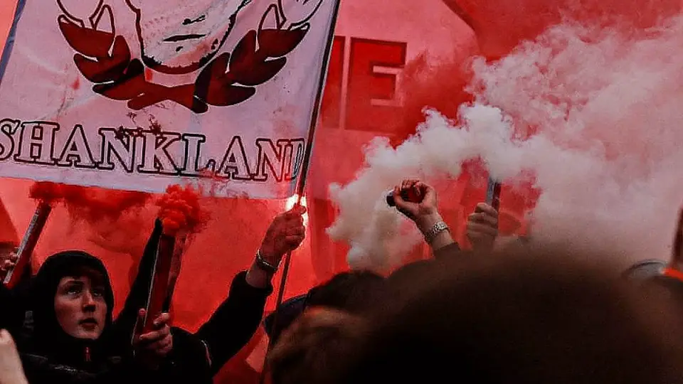 İskoçya Premier Ligi'nde Şampiyonluk Heyecanı: Hearts veya Celtic Kupayı Kaldıracak
