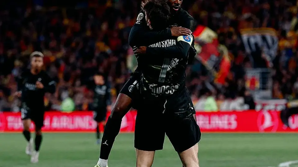 Paris Saint-Germain, Fransa Ligue 1'de Şampiyon Oldu
