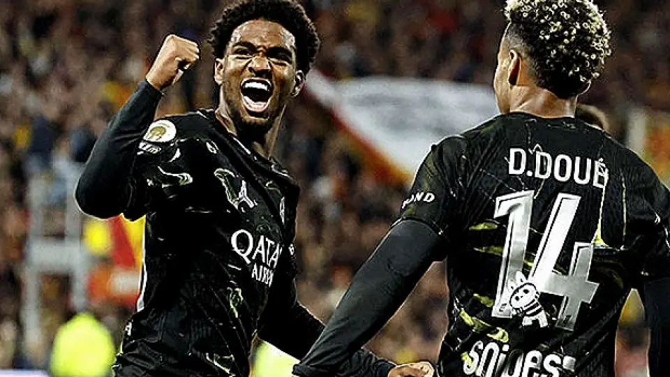 Paris Saint-Germain, Lens'i 2-0 Yenerek Şampiyon Oldu