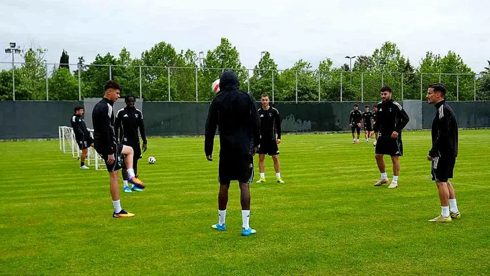 Selçuk İnan: "Saha içi bizim namusumuz"
