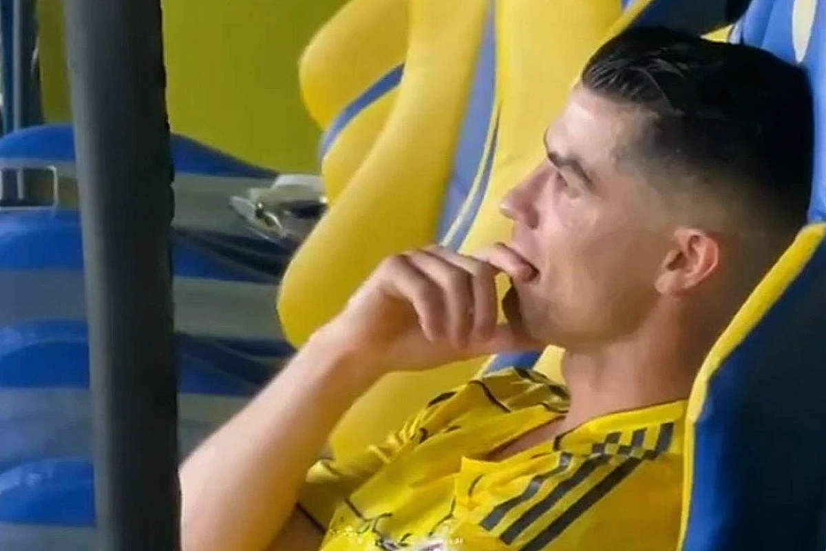Cristiano Ronaldo Maç Sonrası Üzüntüden Gözyaşlarına Hakim Olamadı