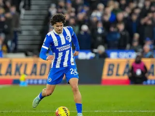 Ferdi Kadıoğlu'na Brighton'da Sezonun Oyuncusu Ödülü Verildi